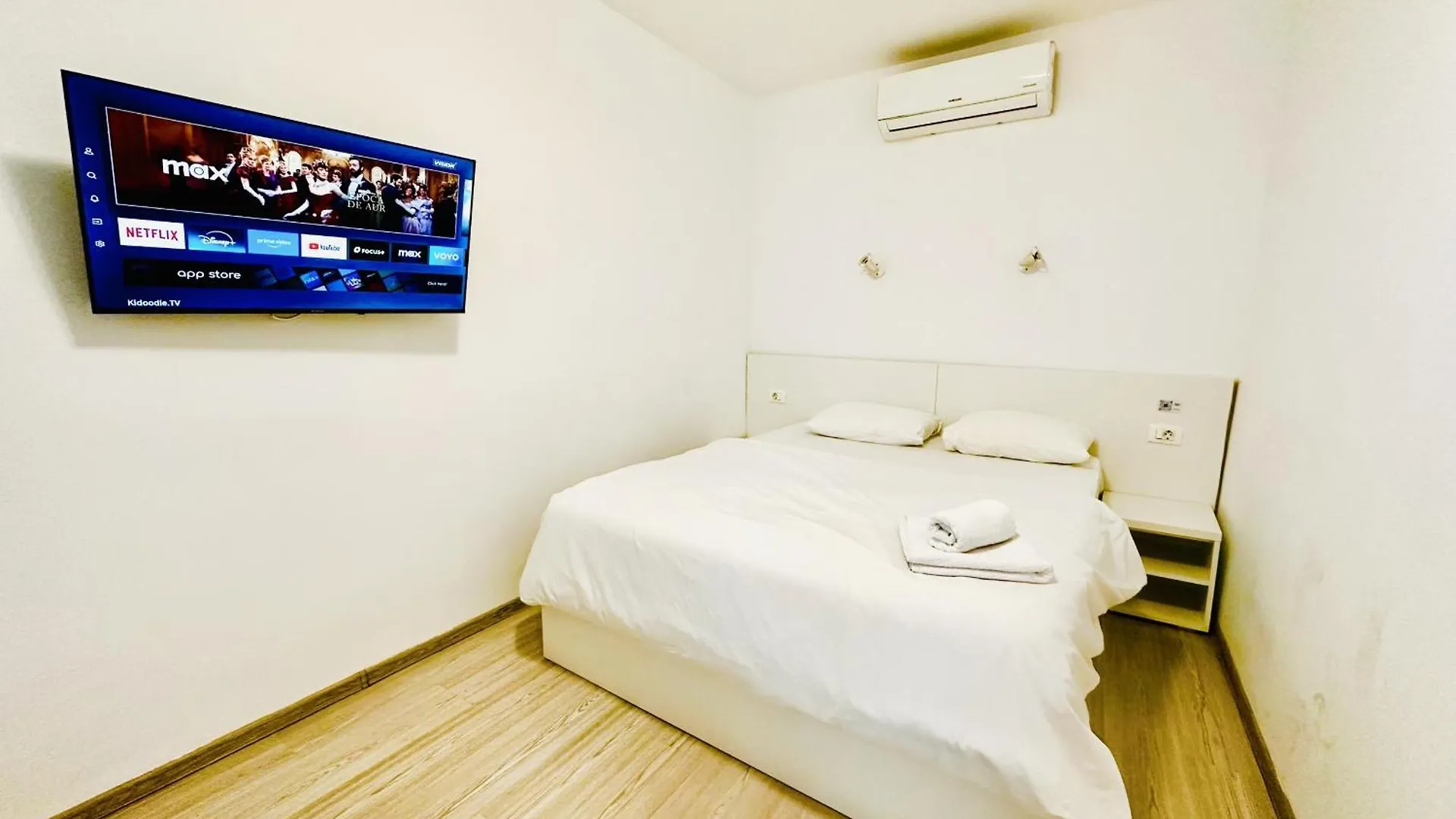 Continental Standard Studio بوخارست